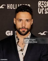 136 Photos & High Res Pictures