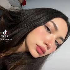 Karina Baez (@itskari98)