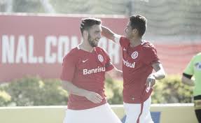 Unless you've got a time machine, that content is unavailable. Sport Contrata Zagueiro Leo Ortiz E Volante Anselmo Por Emprestimo Junto Ao Internacional Vavel Brasil