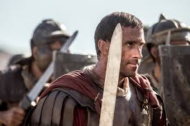L'inchiesta di reynolds regge finché storia e politica tengono la scena ma si arena nell'uso strumentale e inverosimile della narrazione evangelica. Risorto Intervista A Joseph Fiennes Movieplayer It