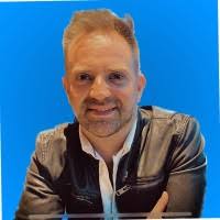 Ben Parker 🔴 🟢 🟡 🔵