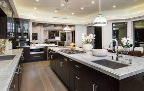If you were to pick a room of the house which should feature a minimalist design, wouldn't that room be the kitchen? 20 Unbelievable Kitchens In Mansions