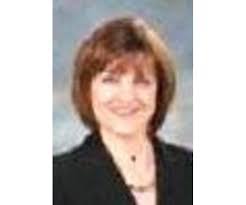 Pam Cross's Instagram, Twitter & Facebook