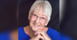 Jill Wingfield's Instagram, Twitter & Facebook