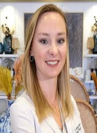 Jessica Frasier's Instagram, Twitter & Facebook