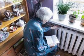 If the average temperature in your area is, or is forecast to be, 0 degrees then you can get extra amounts. Full List Of Eh Postcodes To Receive Cold Weather Payment As Temperatures Drop In Edinburgh Edinburgh Live