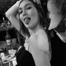 Genesis Mier (genesis_mier)