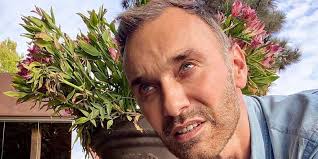 Chino rios — por vivir jugando 03:44. Jordi Castell Se Lanza Nuevamente Contra El Chino Rios Creo Que Hay Un Limite De Miseria Humana