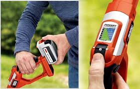 The video demos the 36v model but it's identical to the newer 40v model. Black Decker Lst136w Review 40v Max Trimmer
