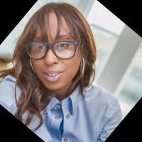 Lauren Rollison's Instagram, Twitter & Facebook