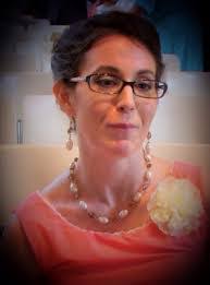 Elizabeth Gipe's Instagram, Twitter & Facebook