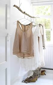 Kleiderstange Aus Einem Ast Oder Zweig Bauen Garderobe Aste Wohnen Wohnung