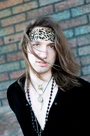 Ari Lyon, Monday Rose