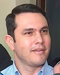 El excolegio de Hernán Rivas también desapareció como su “exfacultad”