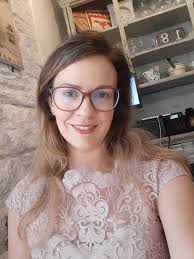 Hey everybody, I'm a 20 year old starting at Falmouth this coming September  and am looking for somewhere to stay for the academic year. Any leads