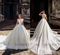 Maybe you would like to learn more about one of these? Grosshandel 2020 Luxus Spitze Applizierte Kurze Armel A Line Hochzeitskleid Vintage Kirche Ballkleid Prinzessin Plus Grosse Brautkleid Benutzerdefinierte Made Von Earlybirdno1 154 21 Auf De Dhgate Com Dhgate