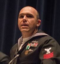 SUMMER 2016 2015 RESERVE AND CNRF SAILORS OF THE YEAR RESERVE MAINTENANCE  SUPPORT: A GROWING PARTNERSHIP TOOLS BEHIND THE TEAM H