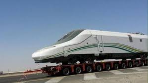 شاهد صور حمل قطار الحرمين من جدة صوب المدينة المنورة Passenger Jet Train Wonder