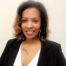 Shannon Cash's Instagram, Twitter & Facebook