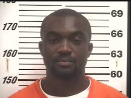 Anonymous tip leads Effingham deputies to wanted man