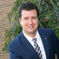 Ashley Buzzanca (@shiftybuzz7)