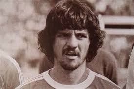 En mi concepto el mejor jugador que brindó Manizales al @fpc 1. Alonso  Pocillo López 2. Elkin Soto 3. Carlos Panelo Valencia. 4. Ricardo Chicho  Pérez Credito Imagen @mundomillos