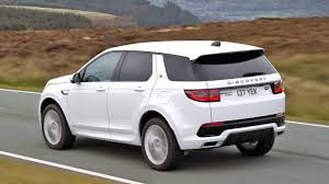 Fueled by the chance discovery of phil harris' old hawaiian charts, deadliest catch's josh harris chases his father's secret dream: Fahrbericht Land Rover Discovery Sport P300e Phev Heise Autos