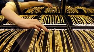 Gold Price Today Gold Rises Rs 791 Silver Zooms Rs 2 147 Business News India Tv