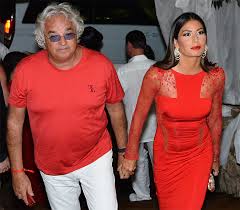Tra flavio briatore ed elisabetta gregoraci torna a splendere il sole, ma non sembra affatto una novità visto che sono stati sempre molto uniti. Elisabetta Gregoraci Flavio Briatore Tornati Insieme Rivelazioni Inedite
