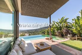 Lucas fox ofrece una excelente selección de viviendas en venta y alquiler en el maresme, entre ellas villas de lujo en primera línea de la playa, casas rurales e. Casa En Alquiler En Argentona Maresme Oi Realtor