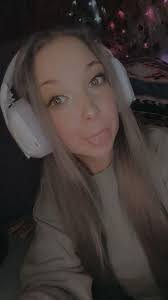 Hi all! I just wanted to introduce myself. My name is City and i am a  Female streamer from PA 🌈 I am a die hard One Piece fan and love to