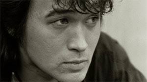Born and raised in leningrad (now saint petersburg), tsoi started writing songs as a teenager. Viktor Coj Kino Biografiya Tvorchestvo Istoriya