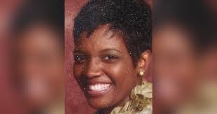 Danielle Fleming's Instagram, Twitter & Facebook