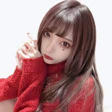 藍染カレン aizome karen on instagram 赤カラコン怖可愛い 2枚目 sodaだよ ハロウィンは一人で宅仮装するのが通例だけど今年は何しようかな soda 盛り方は自分次第 うちで化けよう 藍染 美髪 ギャル かわいい