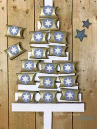 Adventskalender Aus Klorollen Basteln Einfach Stephie Adventskalender Aus Klorollen Adventkalender Adventskalender Kinder Basteln