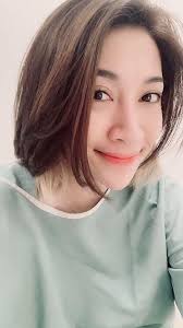 Sao Việt 21/12: Rò rỉ tin nhắn La Thành tiếp tục vướng nợ nần, xin chủ nợ  một con đường sống?; BTV Nguyễn Hoàng Linh khoe hoa chồng tặng