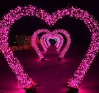 Outdoor 3D Giant Heart-Shaped Christmas Decor Arch Motif ...
