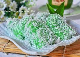 1 tetes pasta pandan (pewarna makanan) 5. Resep Ongol Ongol Singkong Pandan Oleh Hanhanny Cookpad