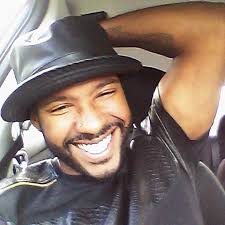 Sammy Sanchez (@Convowitme06)