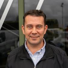 The people behind the "UK Van Dealer of the Year"