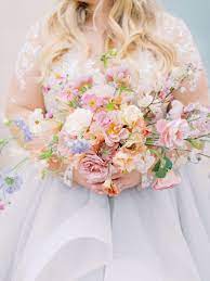 The deeply cup shaped leaves have twisted and heavily corrugated foliage, that holds water. This Couple Said I Do Under A 25 Art Installation At Their Celestial Inspired Wedding