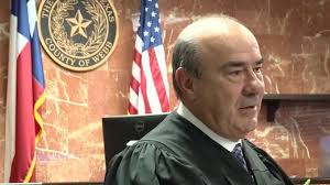 David Eugenio García toma posesión como juez de la corte de distrito 406