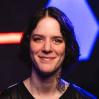 Sarah Hecker's Instagram, Twitter & Facebook