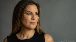 Sidney Curry's Instagram, Twitter & Facebook