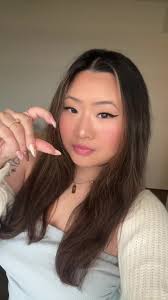 maliaaa :p (@malia.vang)