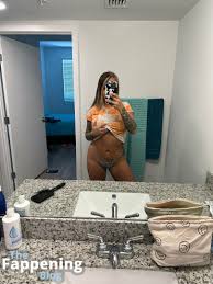 Hannahfarm  Hannah Farm  hannahfarmboston Nude Leaks OnlyFans Photo 26 |  TheFappening