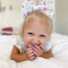 Buy Piggy Paint Non Toxic Nail Polish Gift Set (2 Polishes/1 Remover)  Online at Low Prices in India