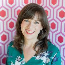 Lori Rauch's Instagram, Twitter & Facebook