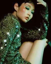 Repost @iro.magazine with @use.repost ・・・ Power of Nature In to you  足の裏からほころぶ私の血管 葉脈と血管 My blood vessels that relieve my body from the soles of  my feet. I also have veins. Photography by