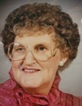 Mona Peach's Instagram, Twitter & Facebook